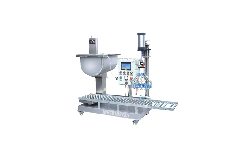 半自動型液體定量灌裝機